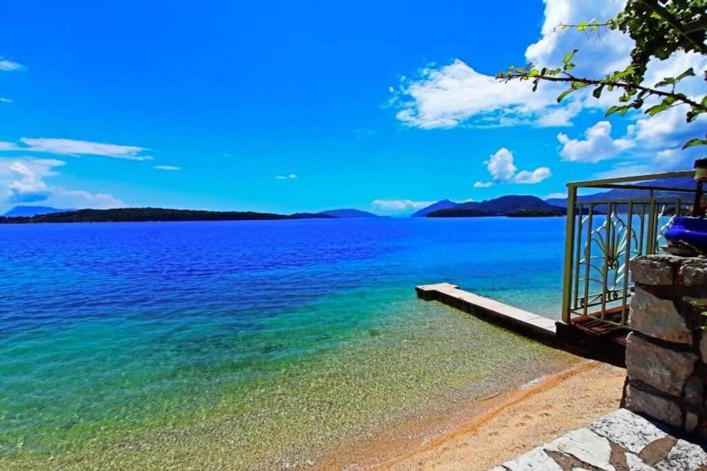 Villa Violeta Lefkada Nydri ภายนอก รูปภาพ