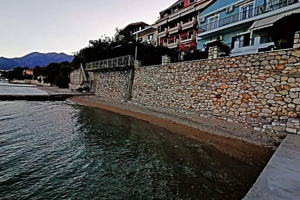 Villa Violeta Lefkada Nydri ภายนอก รูปภาพ