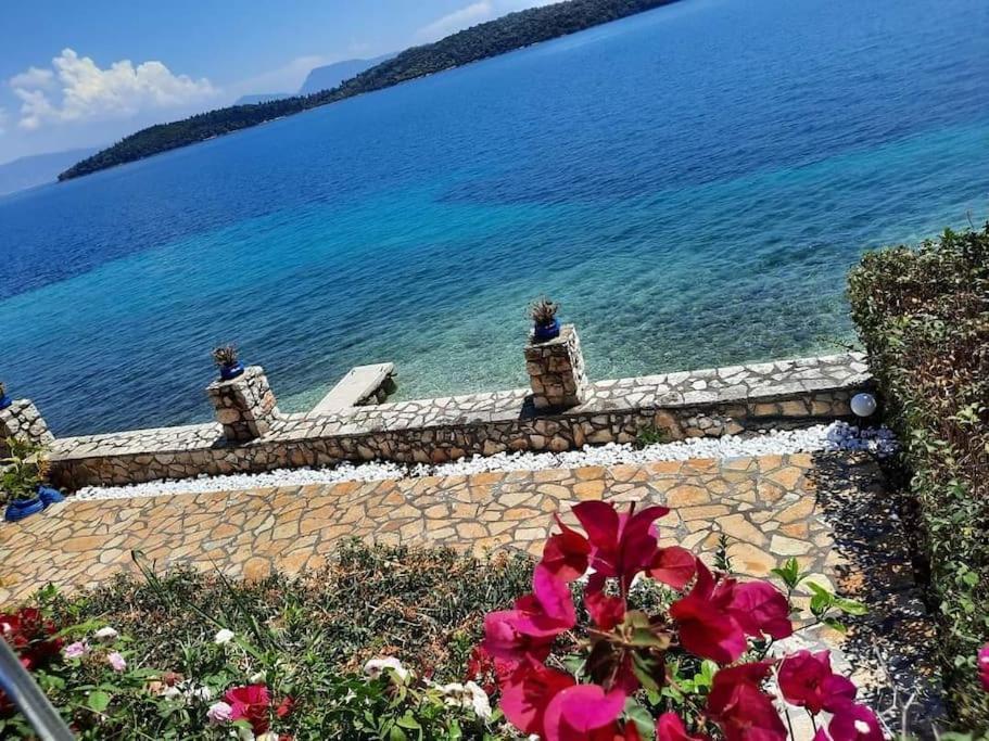 Villa Violeta Lefkada Nydri ภายนอก รูปภาพ