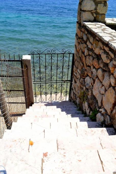 Villa Violeta Lefkada Nydri ภายนอก รูปภาพ