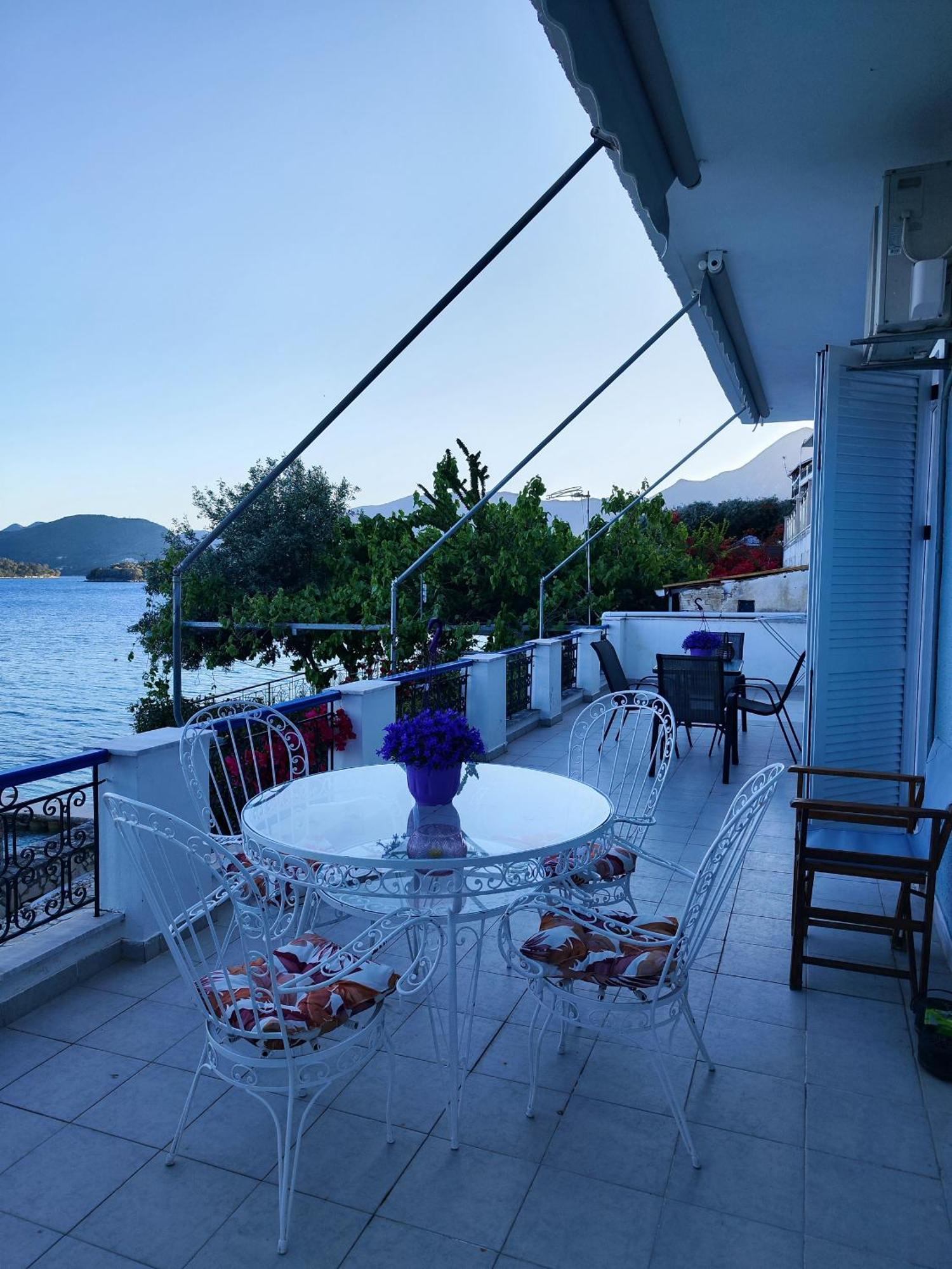 Villa Violeta Lefkada Nydri ภายนอก รูปภาพ