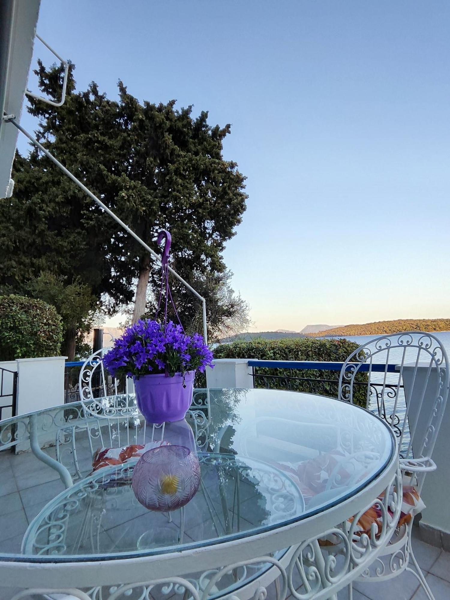 Villa Violeta Lefkada Nydri ภายนอก รูปภาพ